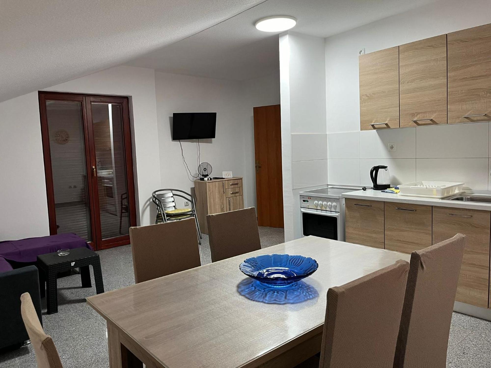 Apartmani Ana Sukošan Exterior foto